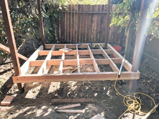 modern playhouse floor joists and blocking